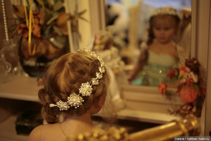 Моя любимая Габриелла с Новогодними фотографиями