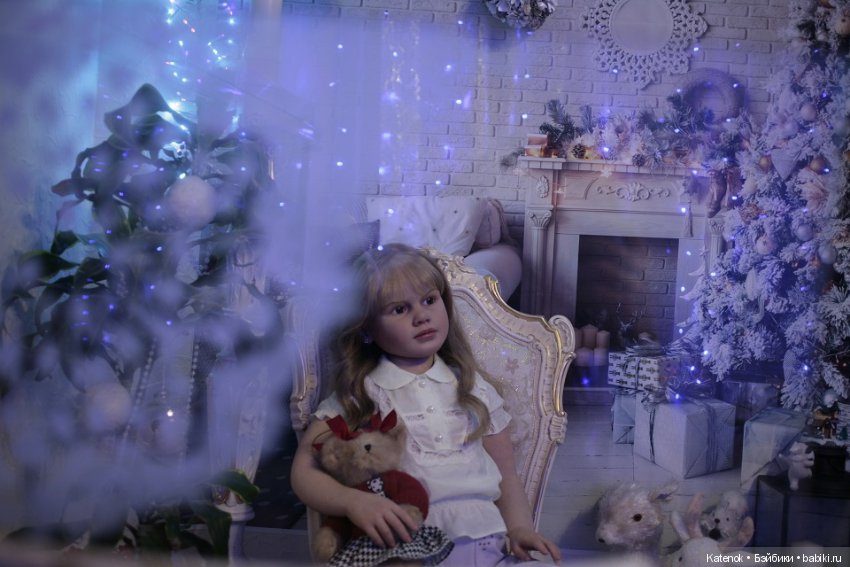 Моя любимая Габриелла с Новогодними фотографиями