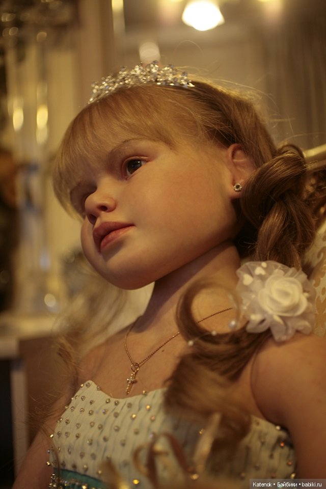 Моя любимая Габриелла с Новогодними фотографиями