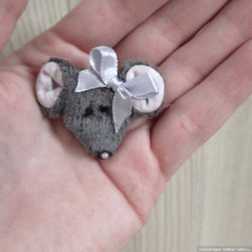 Праздник к нам приходит, пора наряжаться