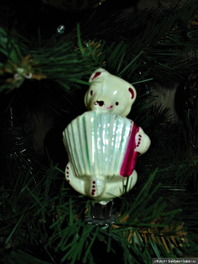 Нарядили елку, встали в хоровод (фото 10)