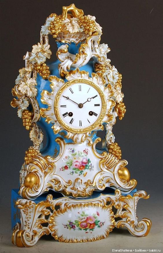 Антикварные настольные часы. Шедевры мирового искусства (фото 9)