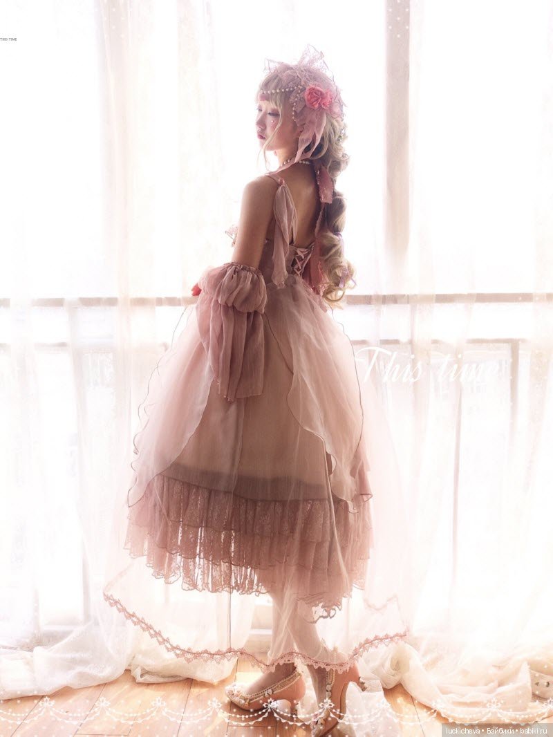 В поисках вдохновения. Азиатские "Лолиты"