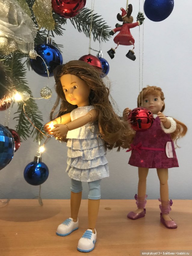 Как малышня елку наряжала (фото 3)