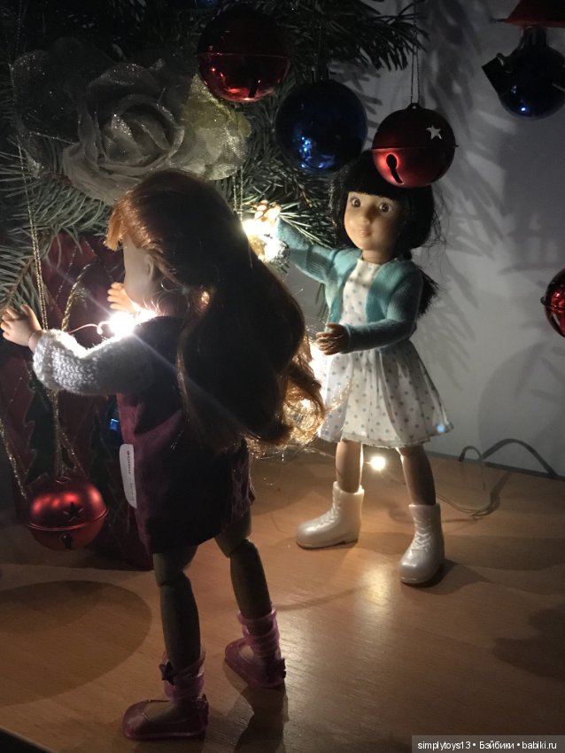 Как малышня елку наряжала (фото 10)