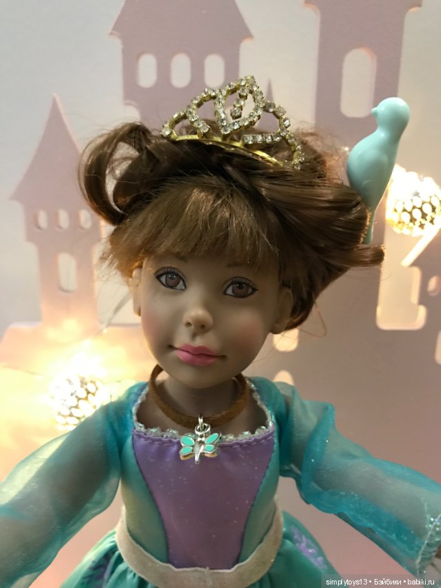 Орешек и ее волшебные птички несут волшебство в каждый дом