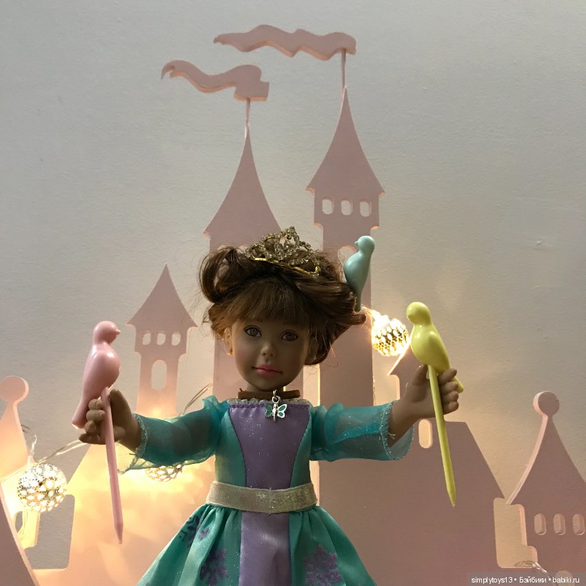 Орешек и ее волшебные птички несут волшебство в каждый дом