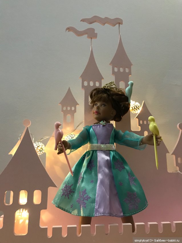 Орешек и ее волшебные птички несут волшебство в каждый дом