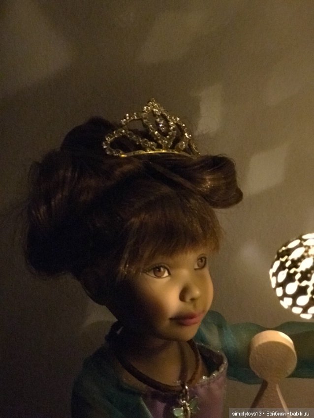 Орешек и ее волшебные птички несут волшебство в каждый дом