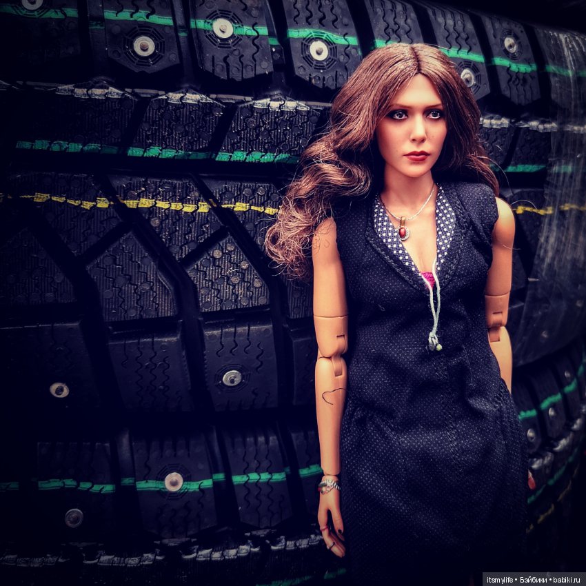 Мирра. Автоледи вибирает шипы