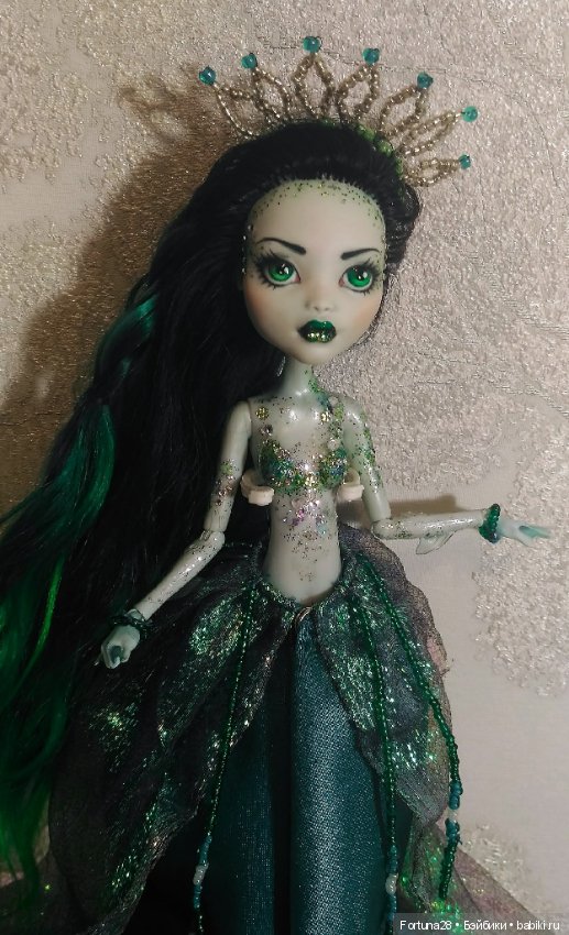 Морская сирена поздравляет всех с Новым годом (фото 8)