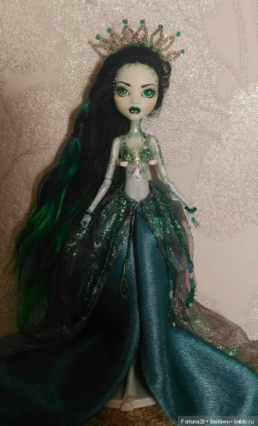 Морская сирена поздравляет всех с Новым годом (фото 4)