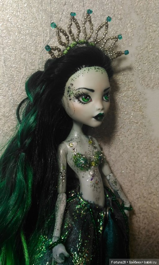 Морская сирена поздравляет всех с Новым годом (фото 5)