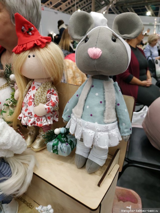 Выставка на Тишинке 6 января 2020