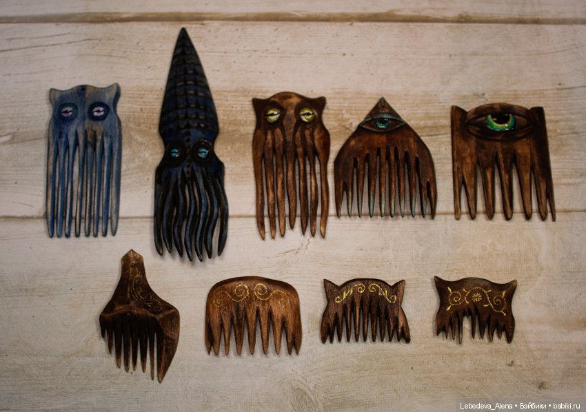 Авторские деревянные гребни для кукол