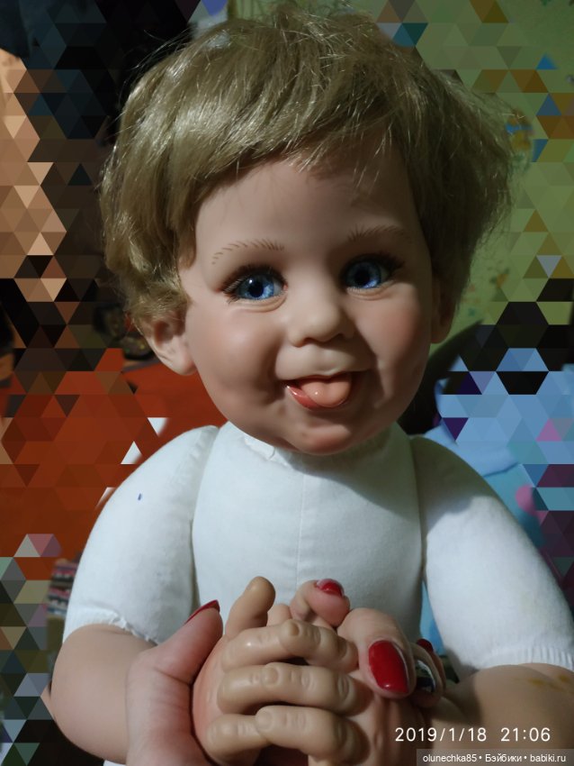 Кукла коллекционная от Fayzah Spanos