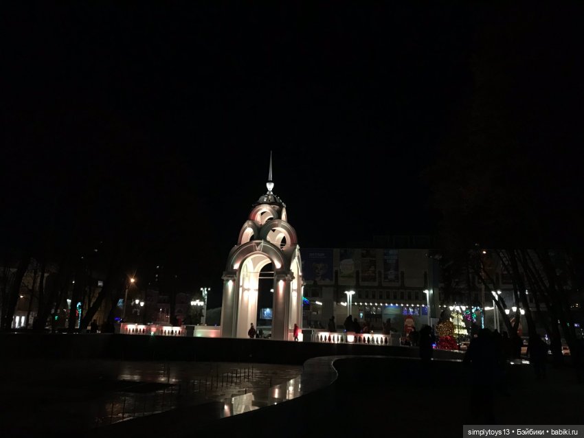 Крузики приглашают на вечернюю прогулку по Харькову