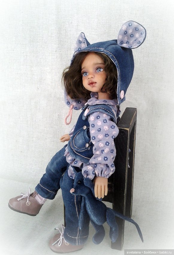 Моя маленькая джинсовая Мышка. ООАК куколки Антонио Хуан (фото 10)