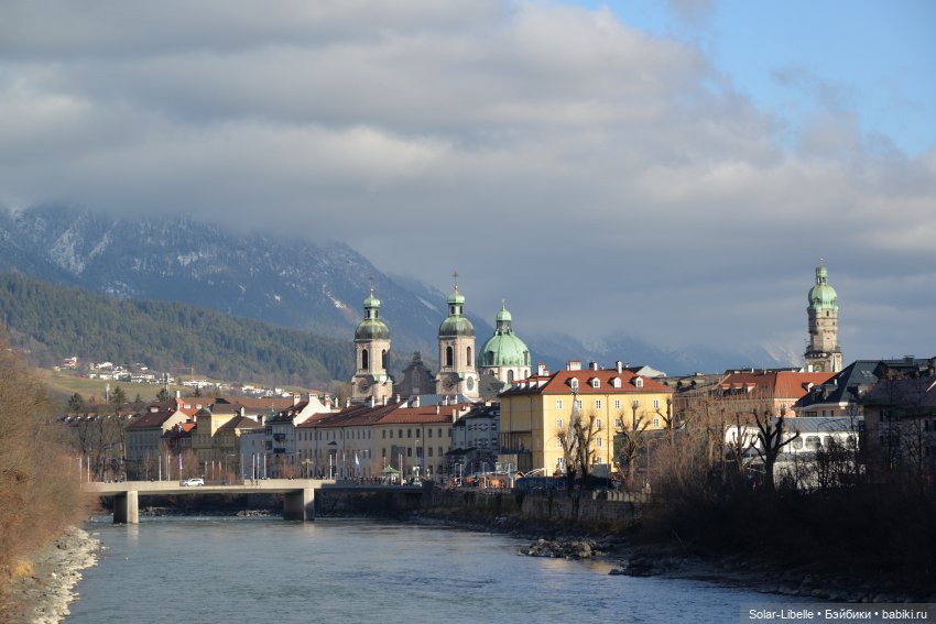 Симка катается на сноуборде или добро пожаловать в Иннсбрук