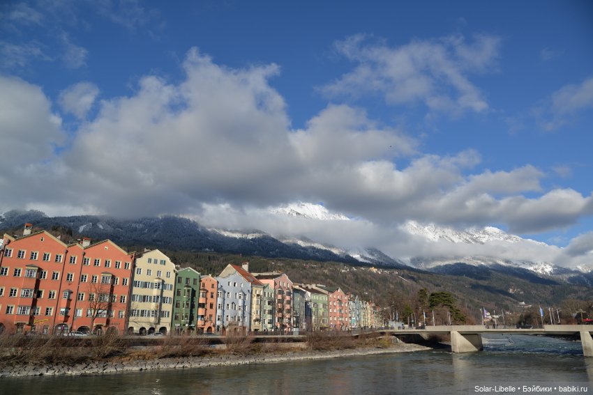 Симка катается на сноуборде или добро пожаловать в Иннсбрук