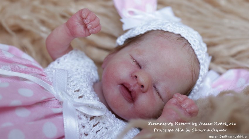Mia скульптора Shawna Clymer, автор прототипа Alicia Rodriguez