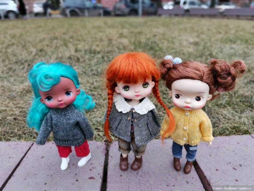 Прогулка с девочками. Holala