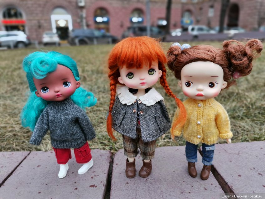 Прогулка с девочками. Holala