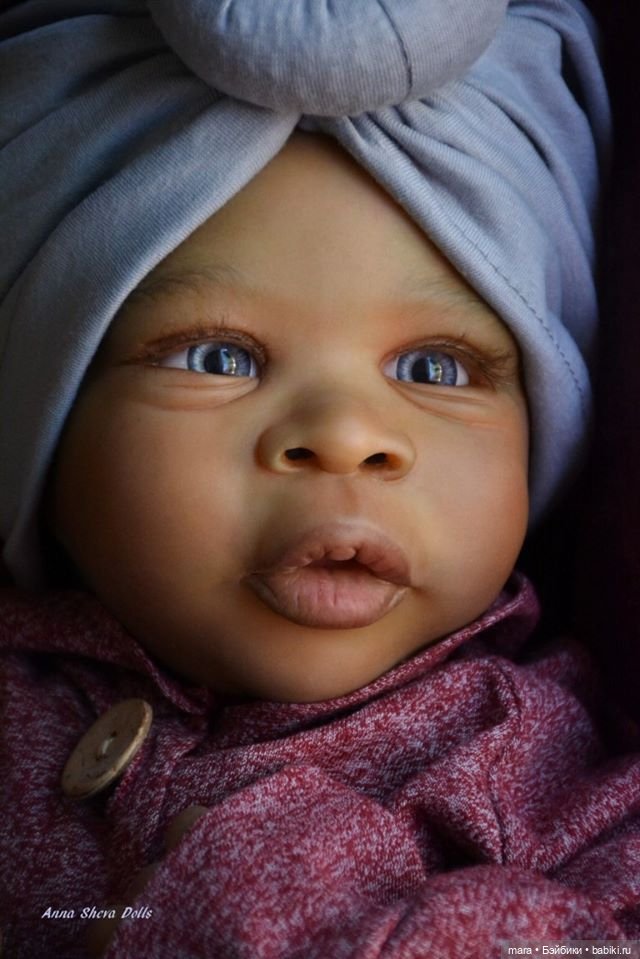 DeShawn скульптора Jorja Pigott, автор прототипа Anna Sheva