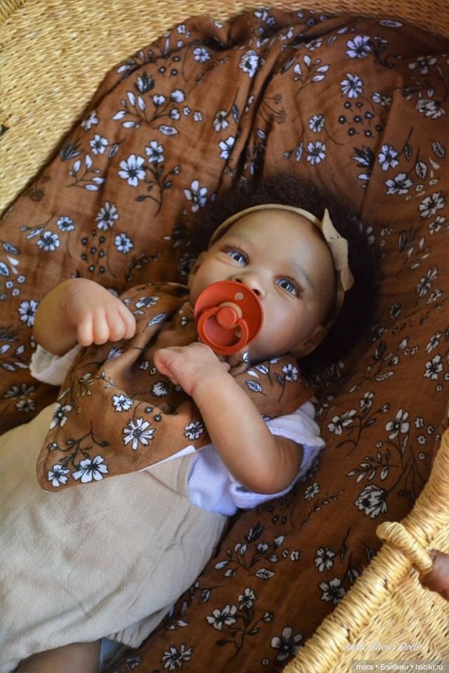 DeShawn скульптора Jorja Pigott, автор прототипа Anna Sheva