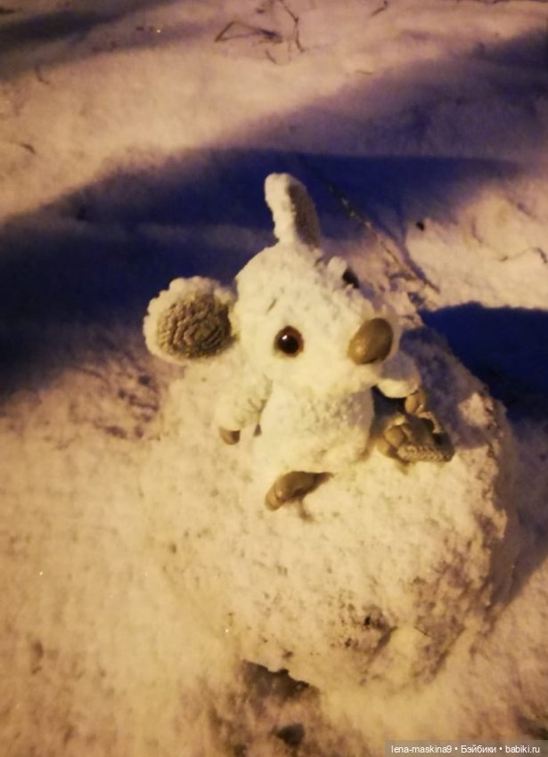 Вечер, Мышки в снежном лесу