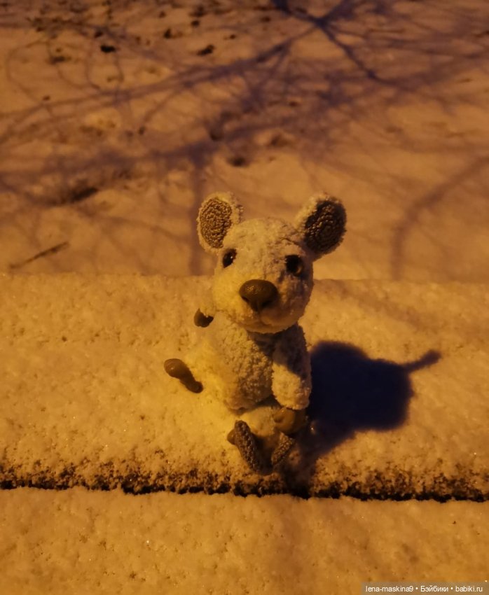 Вечер, Мышки в снежном лесу
