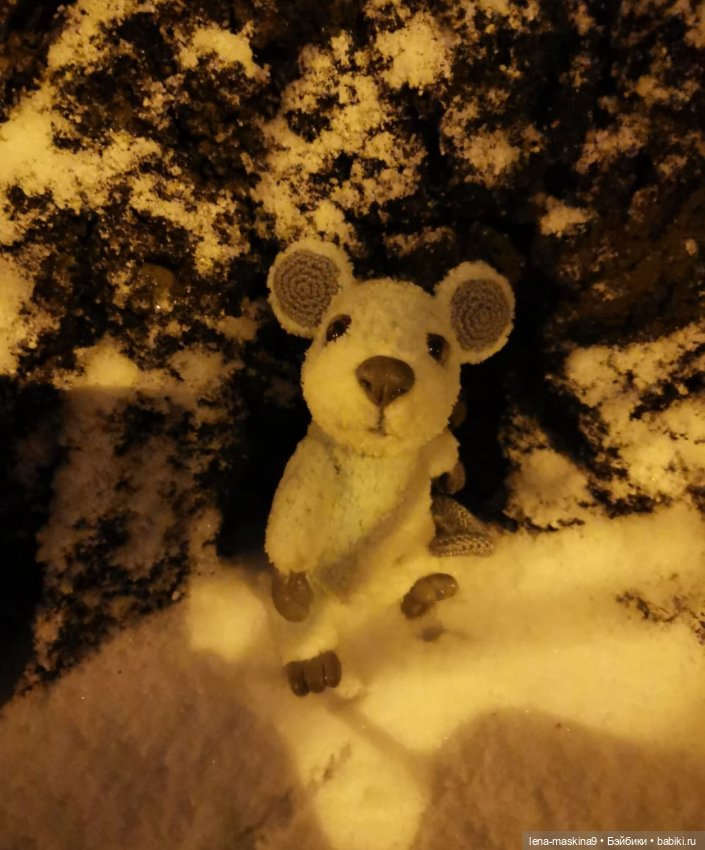 Вечер, Мышки в снежном лесу