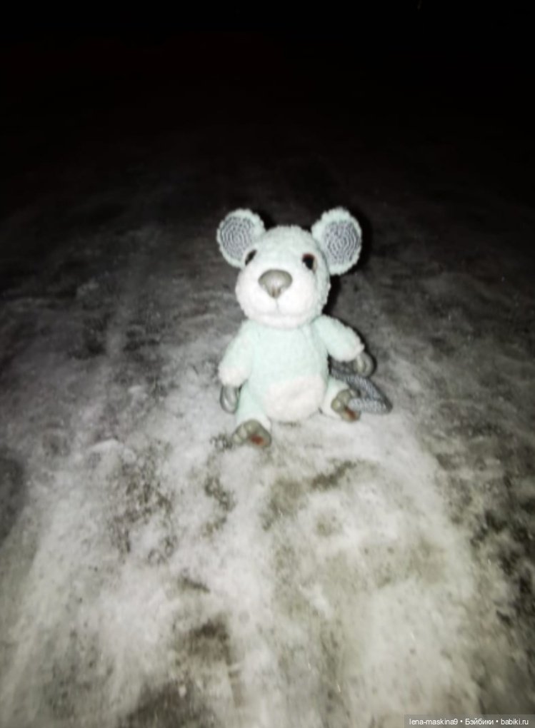 Вечер, Мышки в снежном лесу