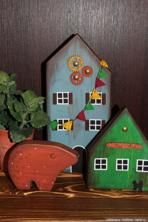 Домики из дерева и Слоники Тедди