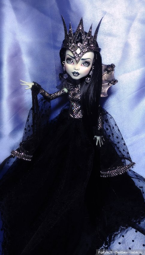 Сказка о темной королеве — ООАК Monster High и Ever After High: репейнт (фото 4)