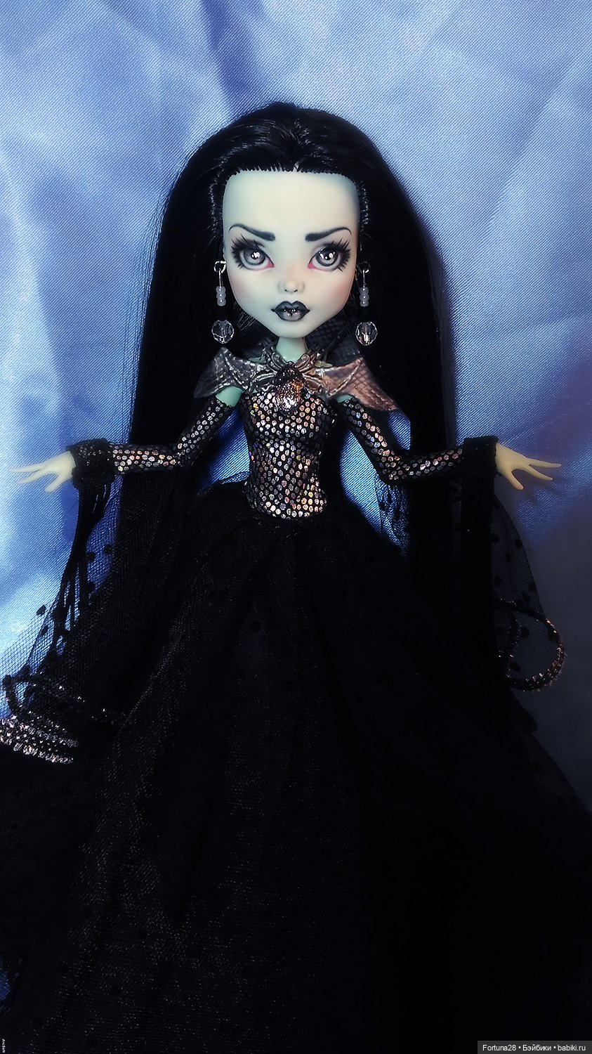 Сказка о темной королеве — ООАК Monster High и Ever After High: репейнт (фото 5)