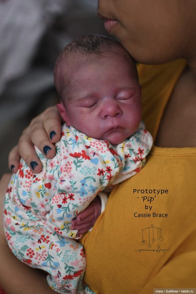 Pip скульптора Cassie Ann Brace, автор прототипа Holly Paz