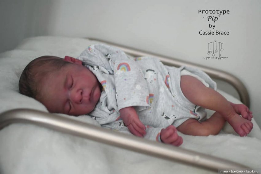 Pip скульптора Cassie Ann Brace, автор прототипа Holly Paz