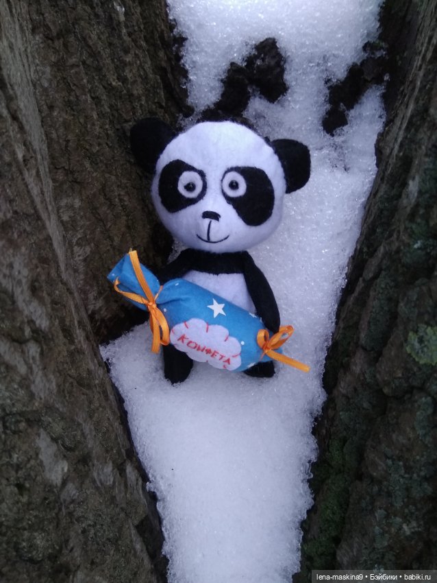 Пандочка и ее любимая конфетка