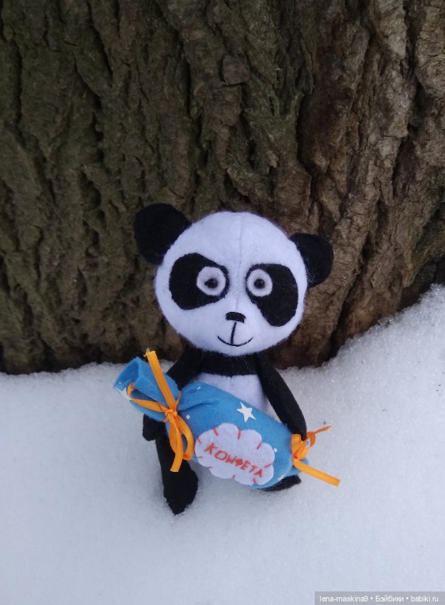 Пандочка и ее любимая конфетка