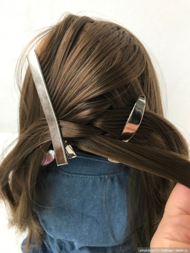 Как сделать фигурный (чешуйчатый) пробор кукле