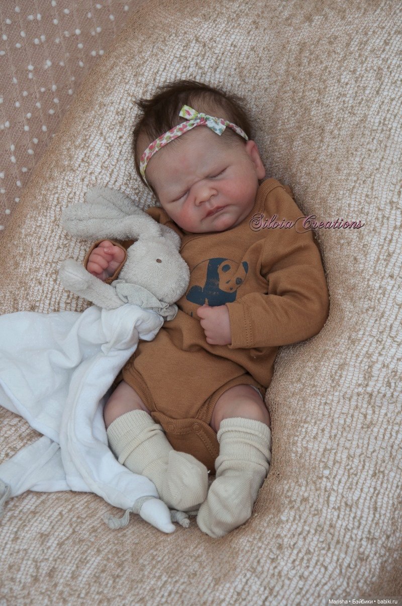 Kovu скульптора Sabrina Hergarten, автор прототипа Silvia Ezquerra