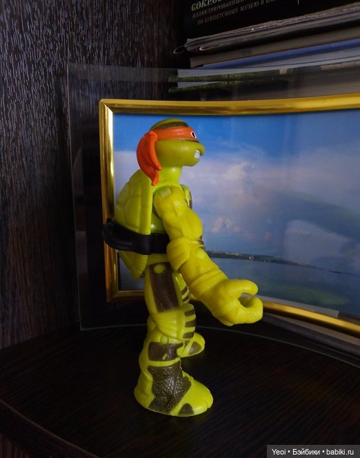 Фигурка Черепашки-ниндзя "Исчезающая тень" - Микеланджело (фото 6)