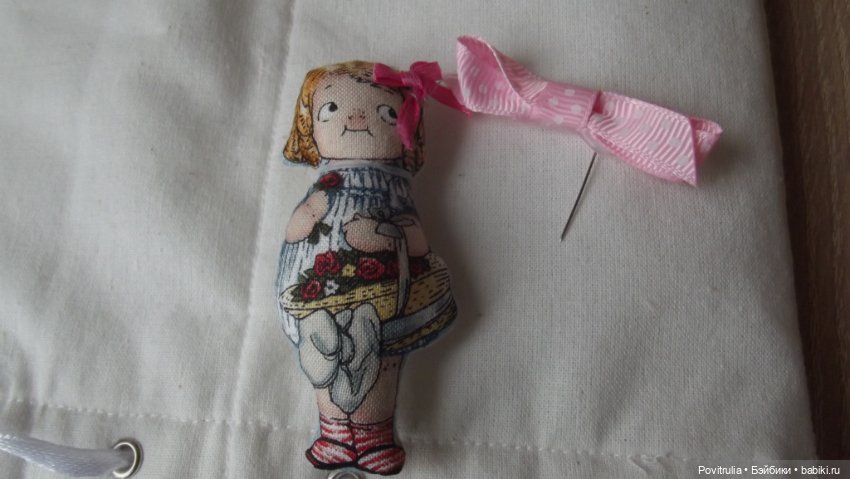 Неожиданно отклонилась от курса. Monday's Child. Сравниваем с Plusczok