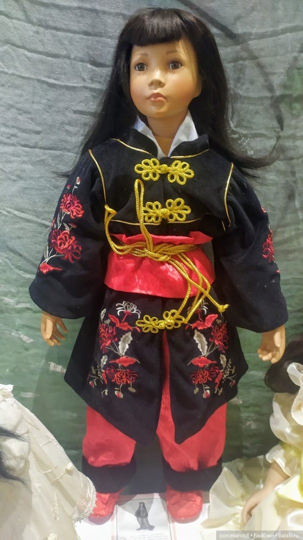 Выставка "Мир кукол" петербургского коллекционера Янины Фёдоровой в городе Олонец, Карелия 2020