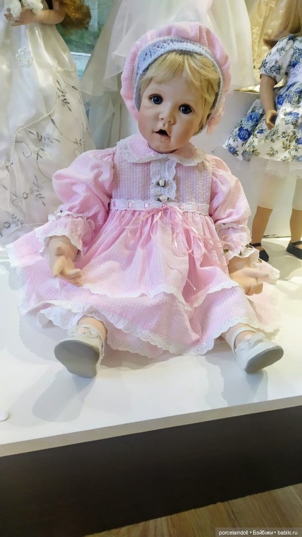 Выставка "Мир кукол" петербургского коллекционера Янины Фёдоровой в городе Олонец, Карелия 2020