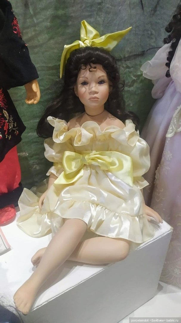 Выставка "Мир кукол" петербургского коллекционера Янины Фёдоровой в городе Олонец, Карелия 2020