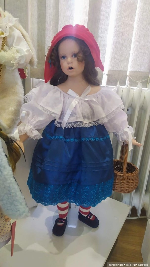 Выставка "Мир кукол" петербургского коллекционера Янины Фёдоровой в городе Олонец, Карелия 2020