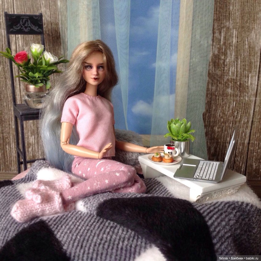 И это всё о Флёр... один персонаж и много фото