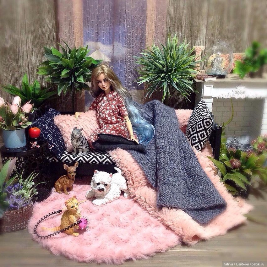 И это всё о Флёр... один персонаж и много фото